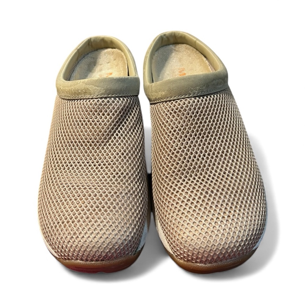 Merrell Primo Breeze II Tan Cushioned Mesh Clogs Size 8.5